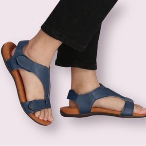 Lightweight Open Toe Soft Sandals in Navy